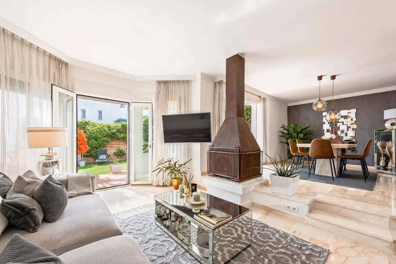 Cozy Townhouse Selwo Villa Estepona Holiday home