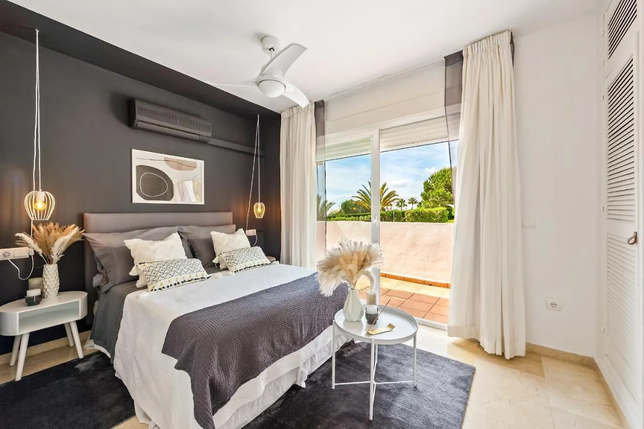 Cozy Townhouse Selwo Villa Estepona 0*,  Spain